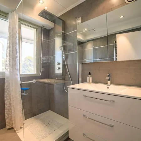 Accommodatie bij particulieren Spacieux ! Le Numero De Whatzap Est Sur La Photo ! *